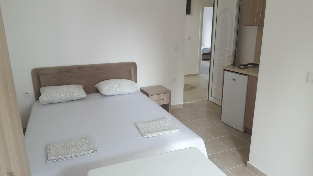 Ulcin Relax Apartments & Rooms Ulcinj Exterior photo